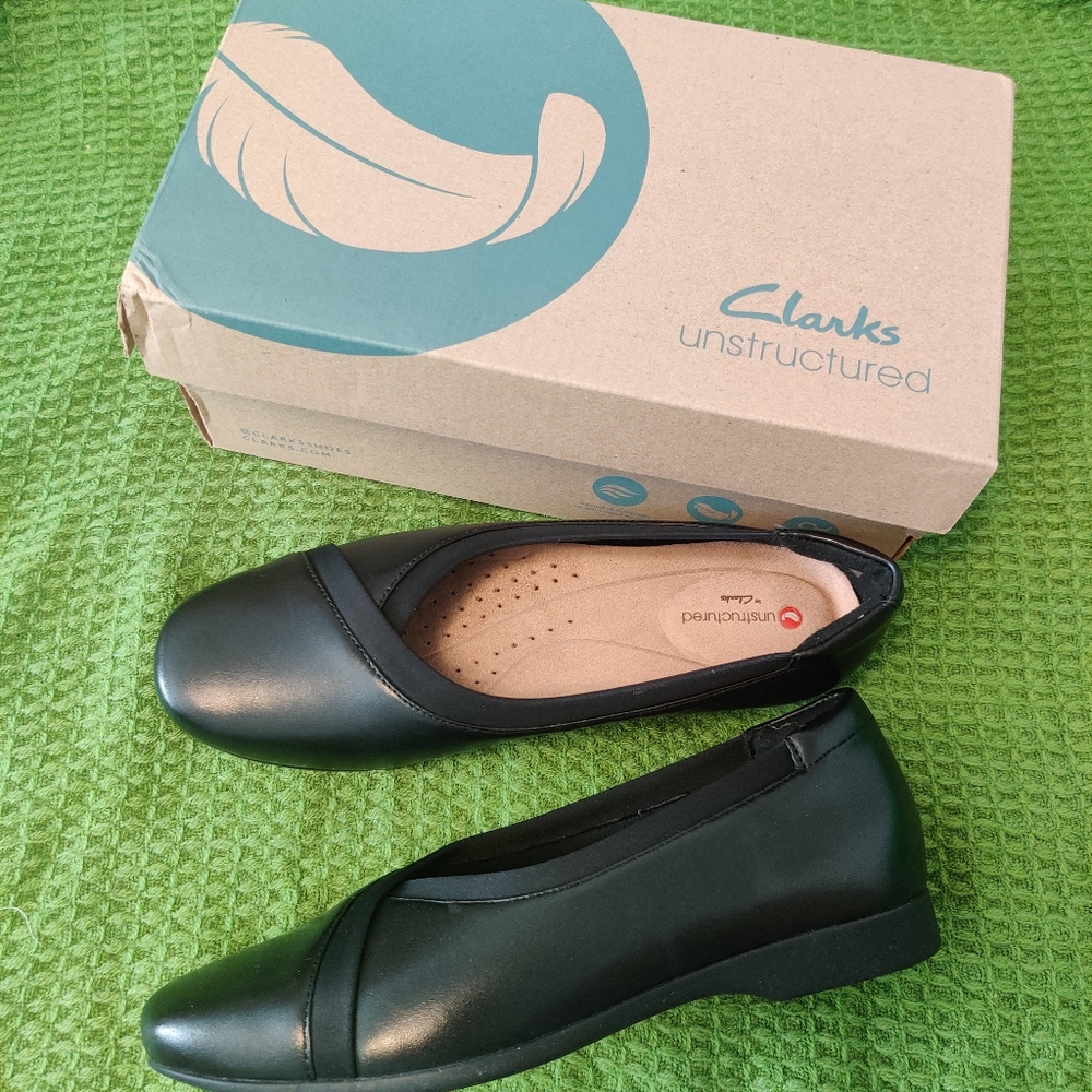 Clarks Un Darcey Ease Ballet Flats 6